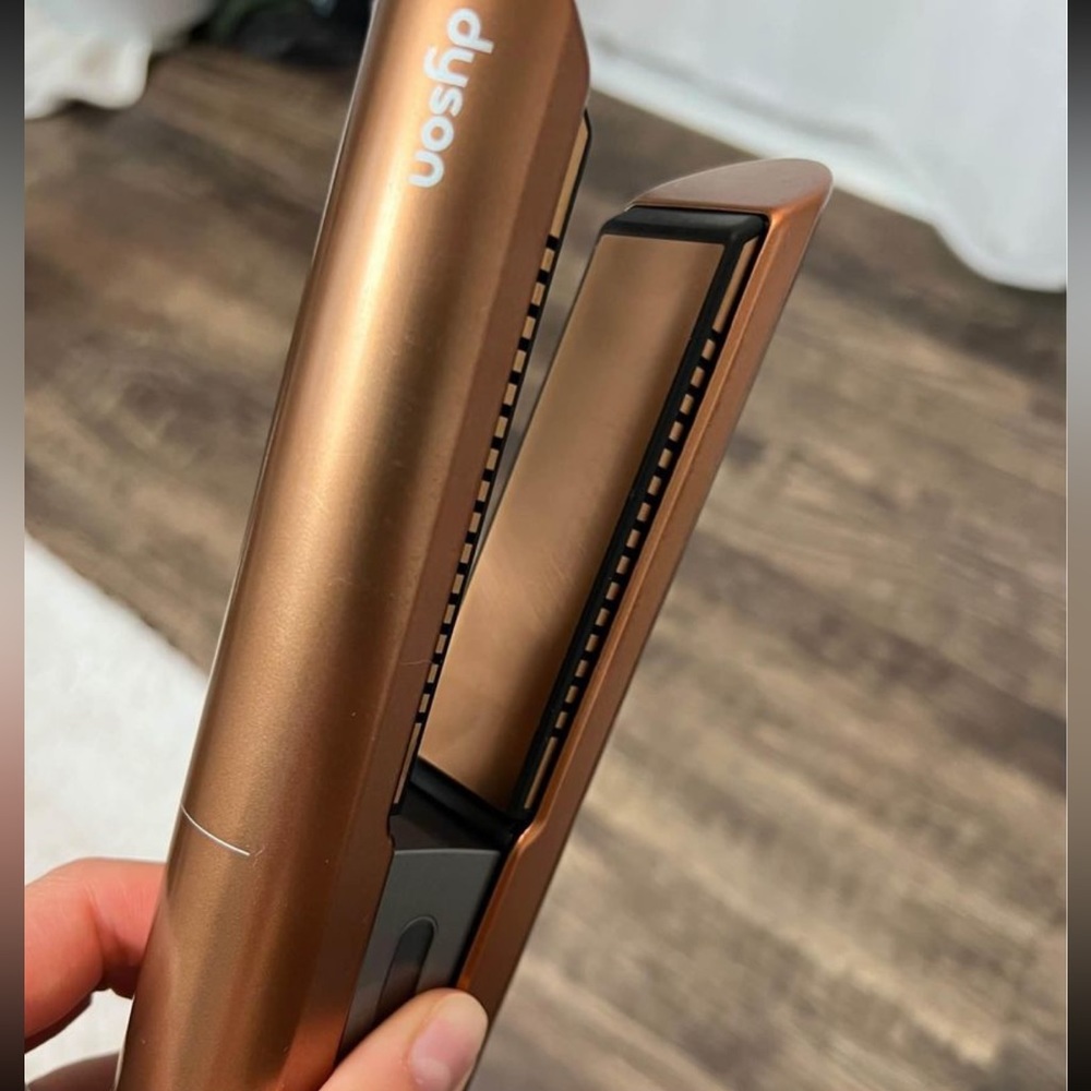 Dyson Straightener